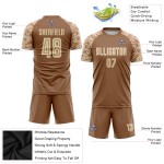 Maglia da calcio personalizzata con stampa a sublimazione marrone crema-mimetica Maglia da calcio personalizzata con stampa a sublimazione marrone crema-mimetica