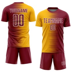 Maglia da calcio personalizzata con stampa a sublimazione Crimson Gold-White Gradient Line Maglia da calcio personalizzata con stampa a sublimazione Crimson Gold-White Gradient Line